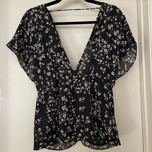 Floral, Deep-Cut, Peplum Blouse